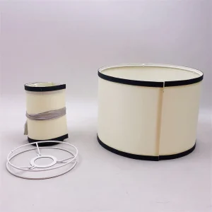 Abat jour beige et noir​