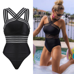 Maillot une-pièce femme noir sculptant plage piscine