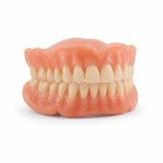 Prothèse dentaire thermoformable sans adhésif sur mesure