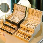 Boîte à bijoux en cuir multi-compartiments élégante