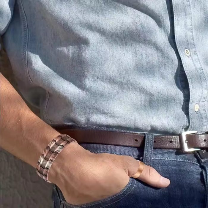 CopperWave___Elegant_Magnetic_Copper_Wellness_Bracelet_for_Energy_Balance_2